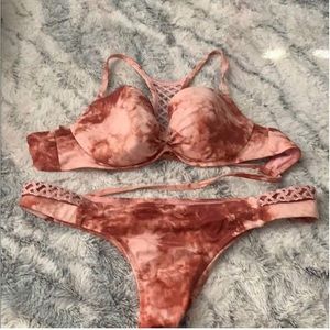 SHADE & SHORE pink tie die Bikini